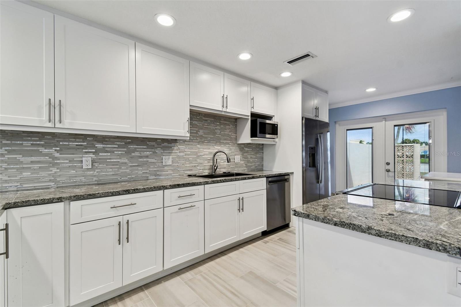 Image 6 of 53 For 334 Boca Ciega Point Boulevard 606