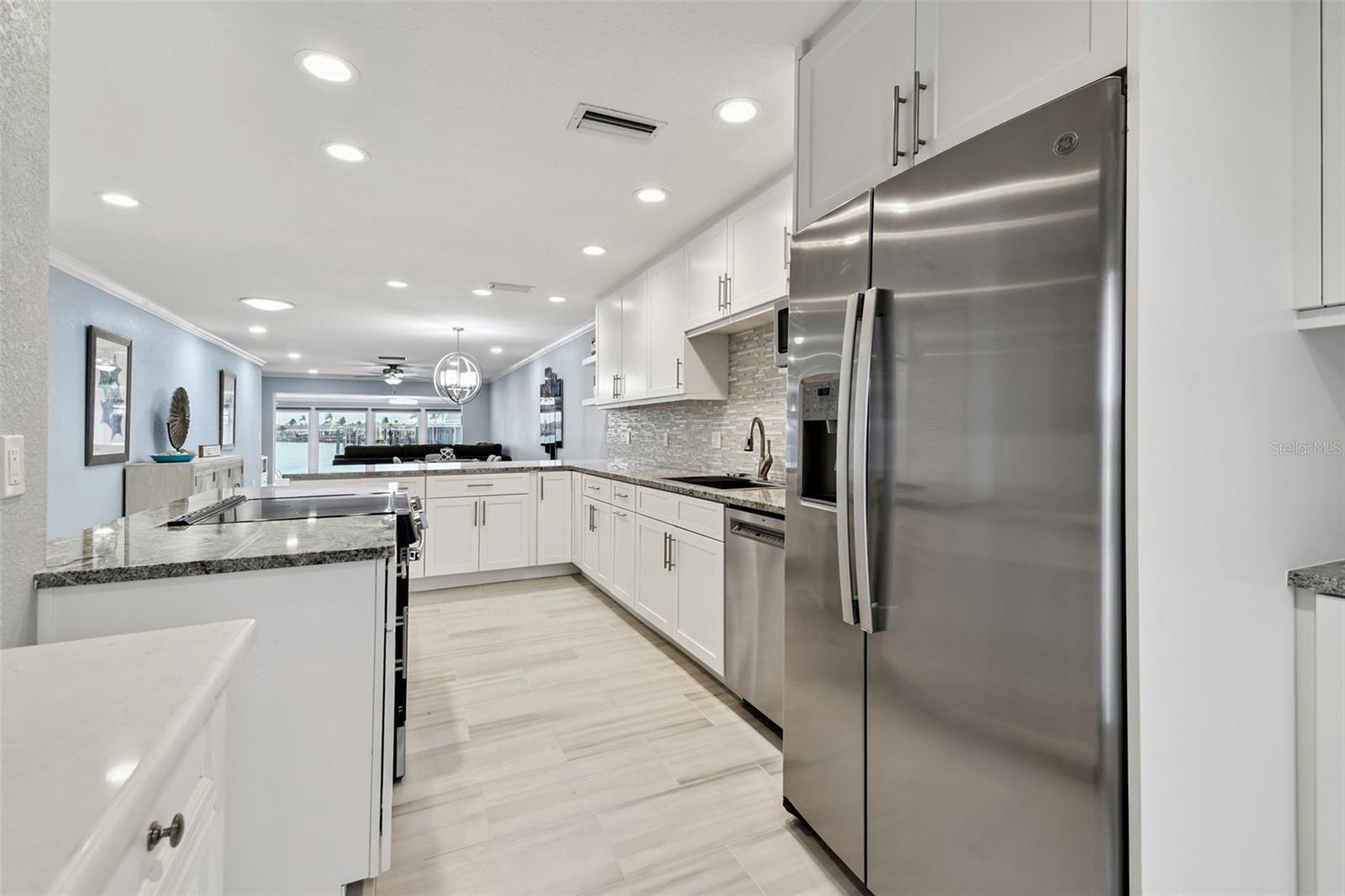 Image 9 of 53 For 334 Boca Ciega Point Boulevard 606