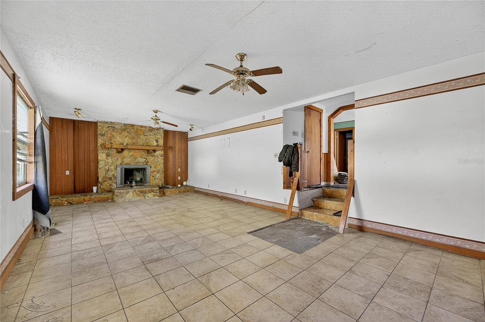 Image 11 of 71 For 311 Webb Road