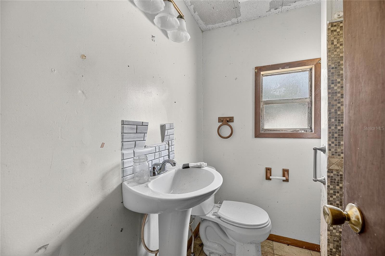 Image 17 of 71 For 311 Webb Road