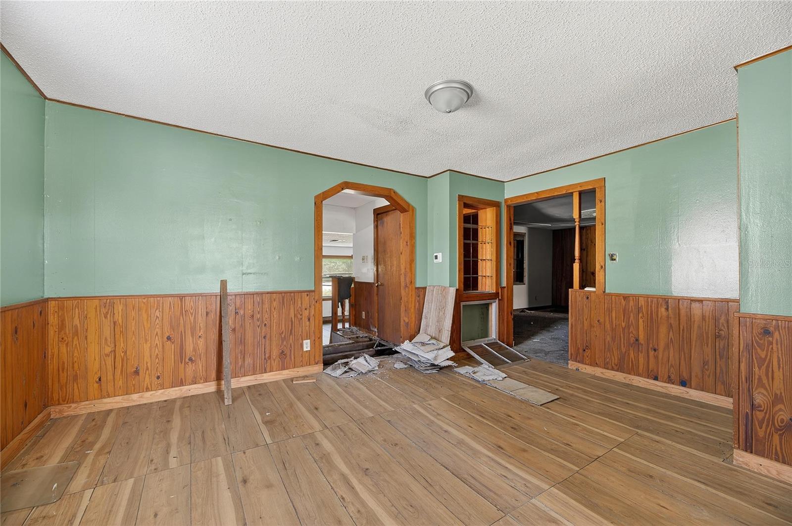 Image 26 of 71 For 311 Webb Road