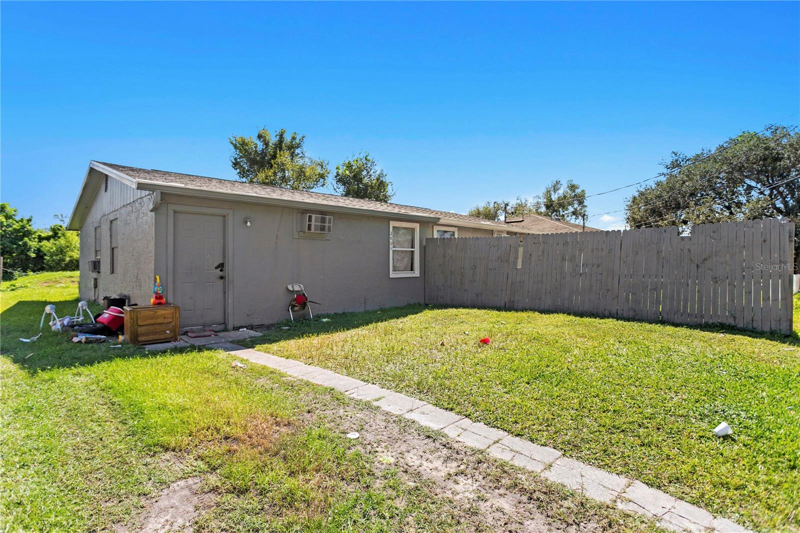 Image 2 of 21 For 2809 Anthony Street