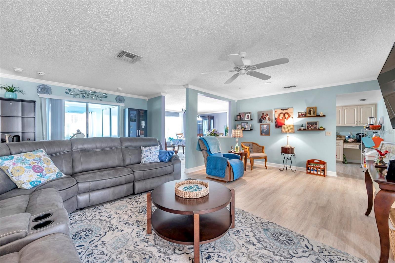 Image 18 of 88 For 3957 Tarpon Pointe Circle
