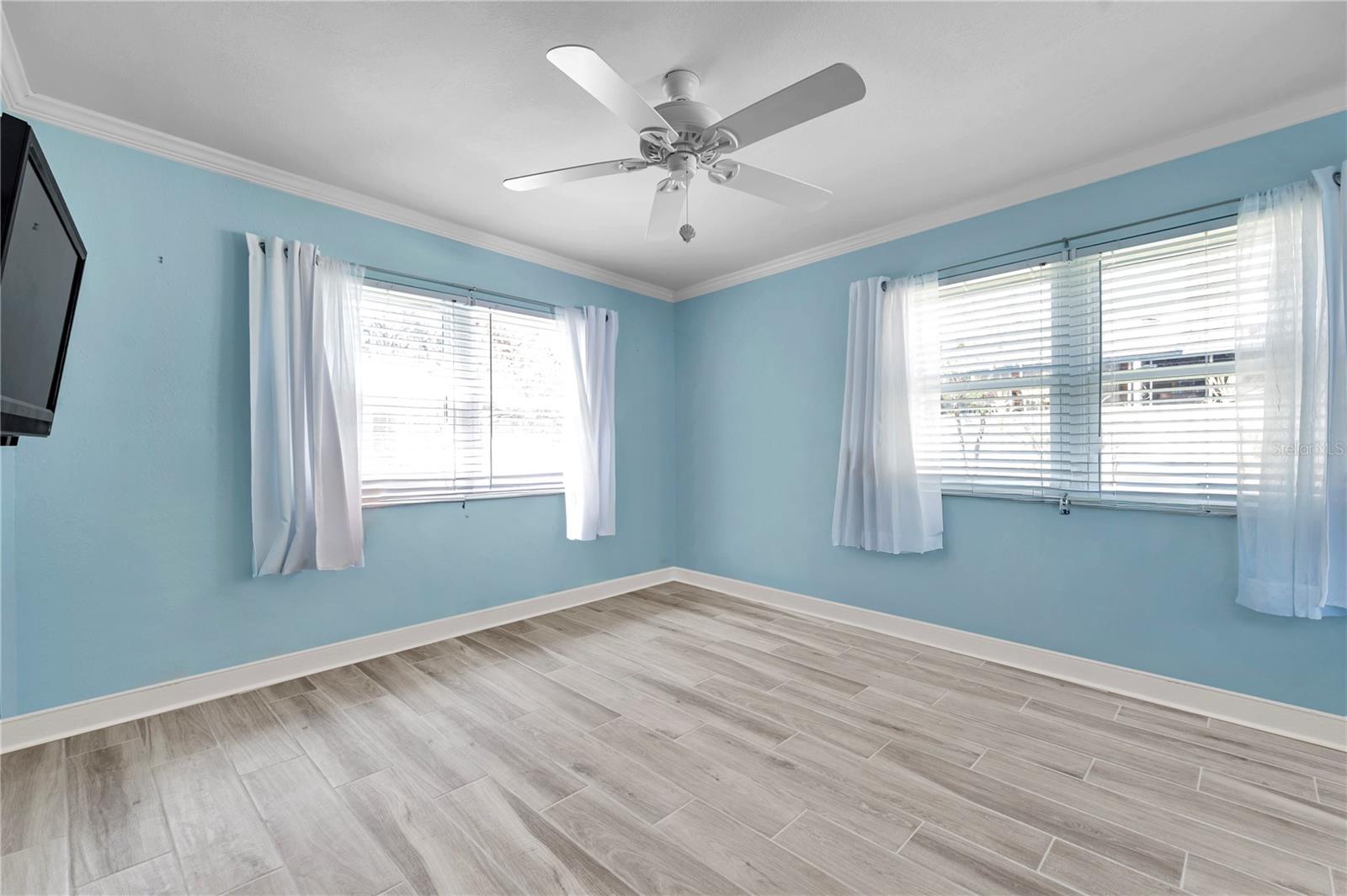 Image 37 of 88 For 3957 Tarpon Pointe Circle