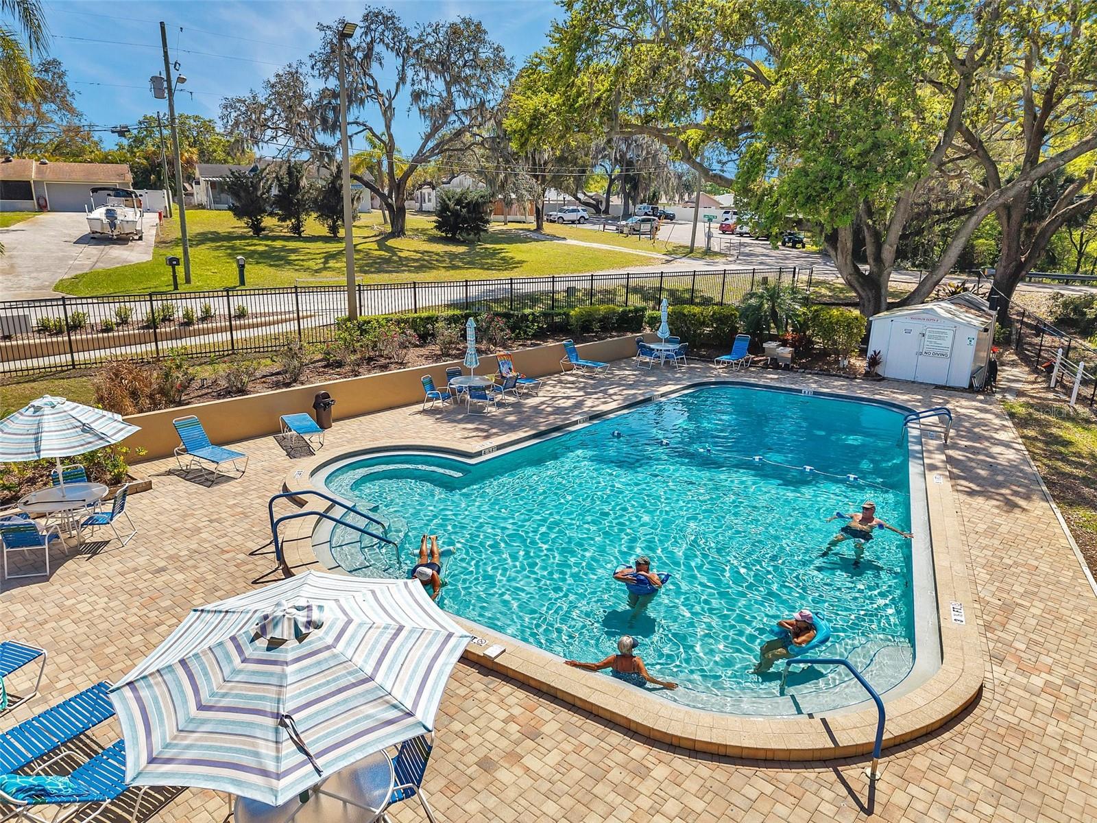 Image 52 of 88 For 3957 Tarpon Pointe Circle