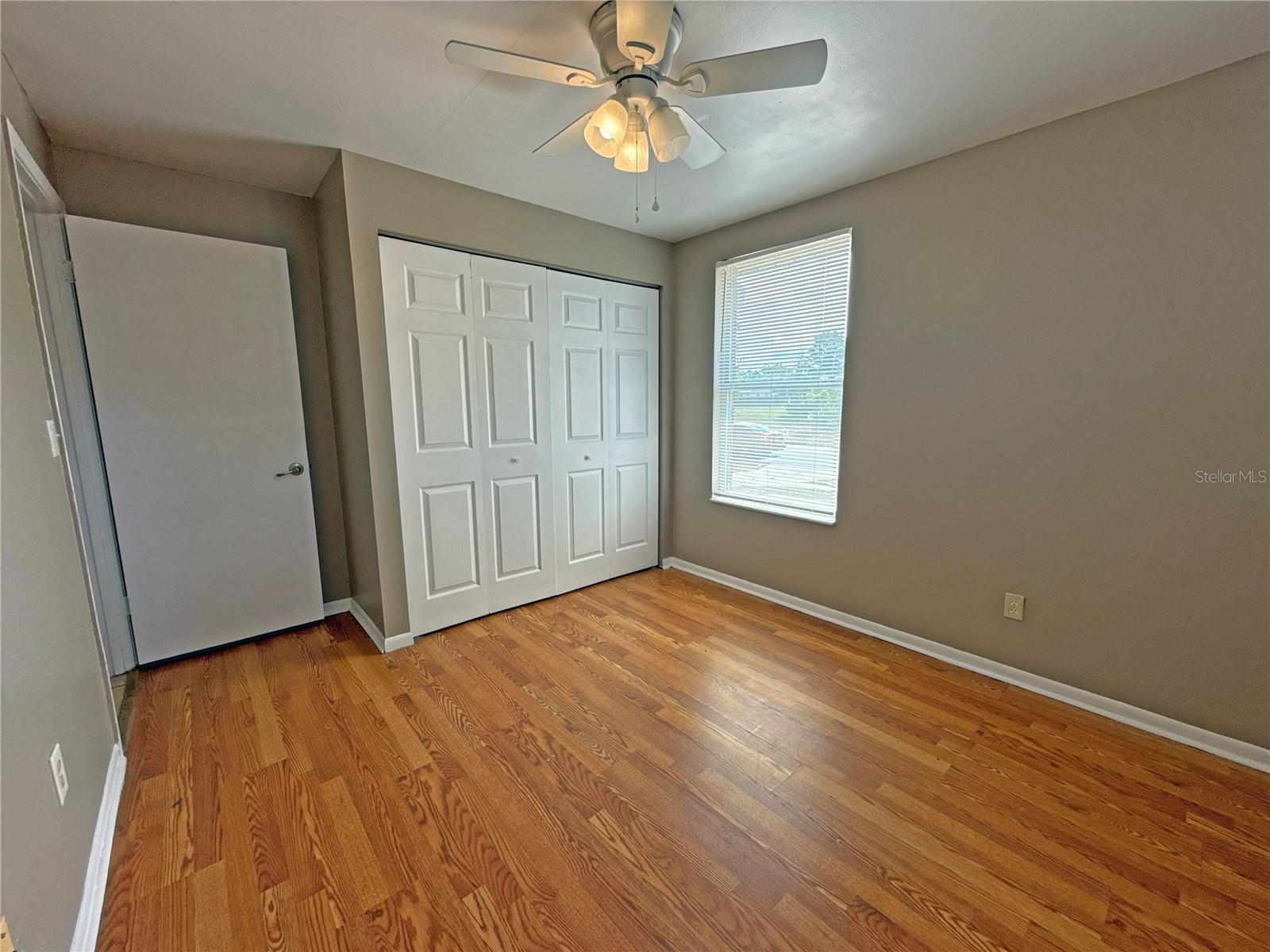 Image 16 of 24 For 9389 Melrose Street