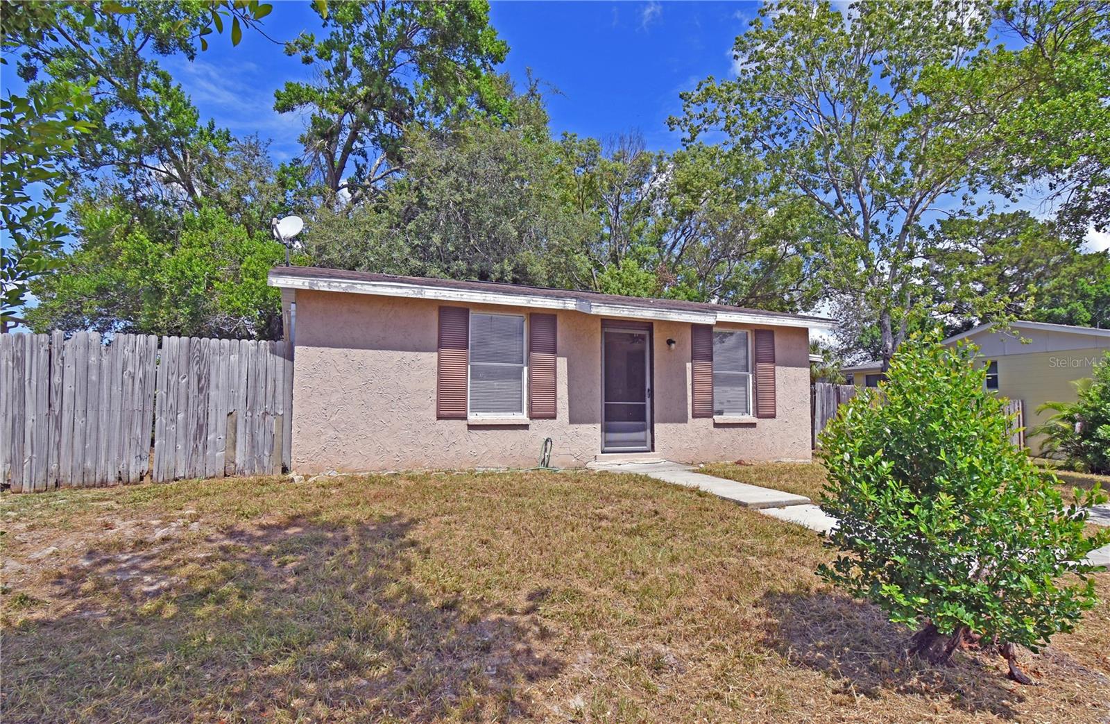 Image 17 of 24 For 9389 Melrose Street
