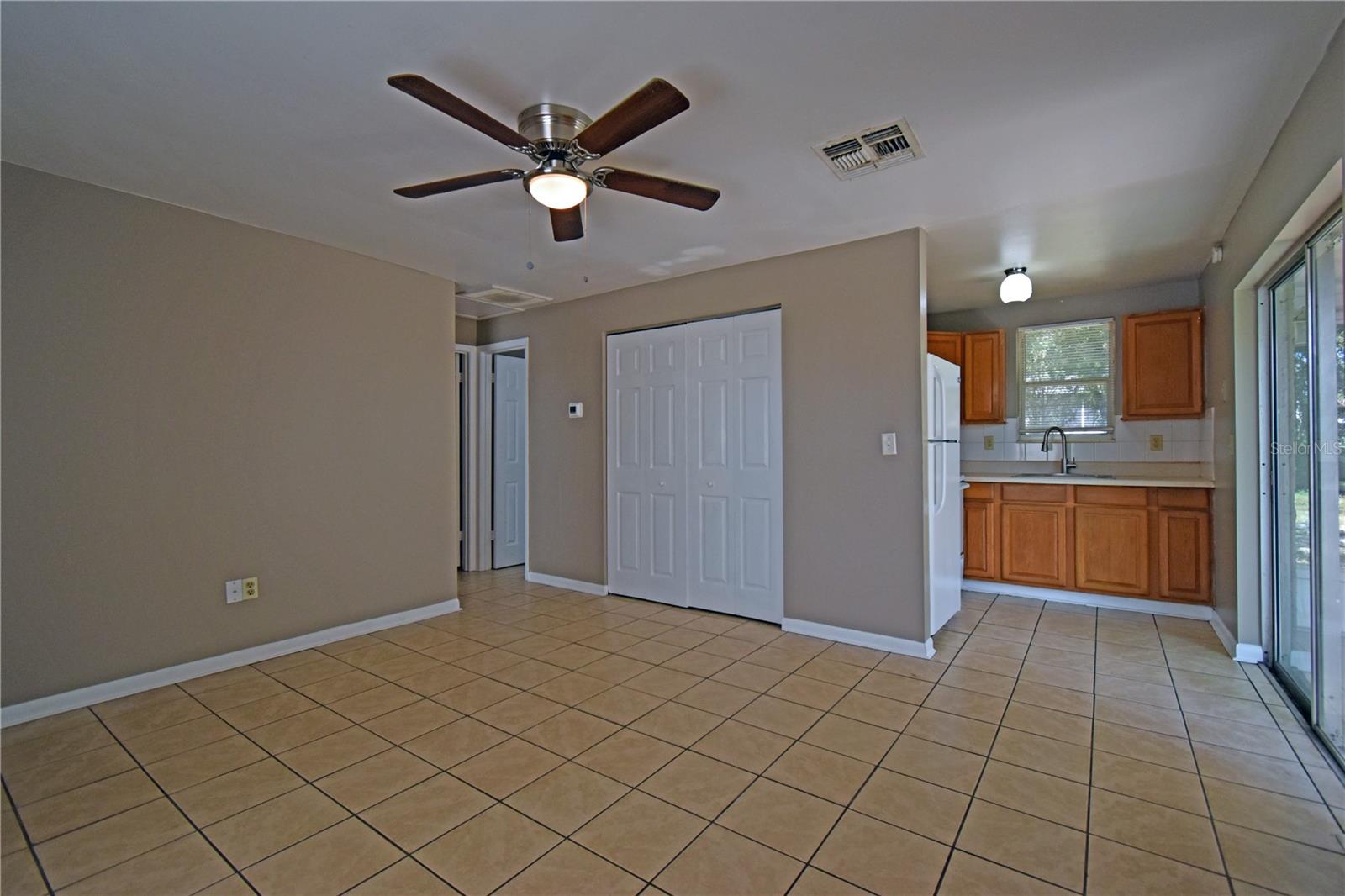 Image 19 of 24 For 9389 Melrose Street