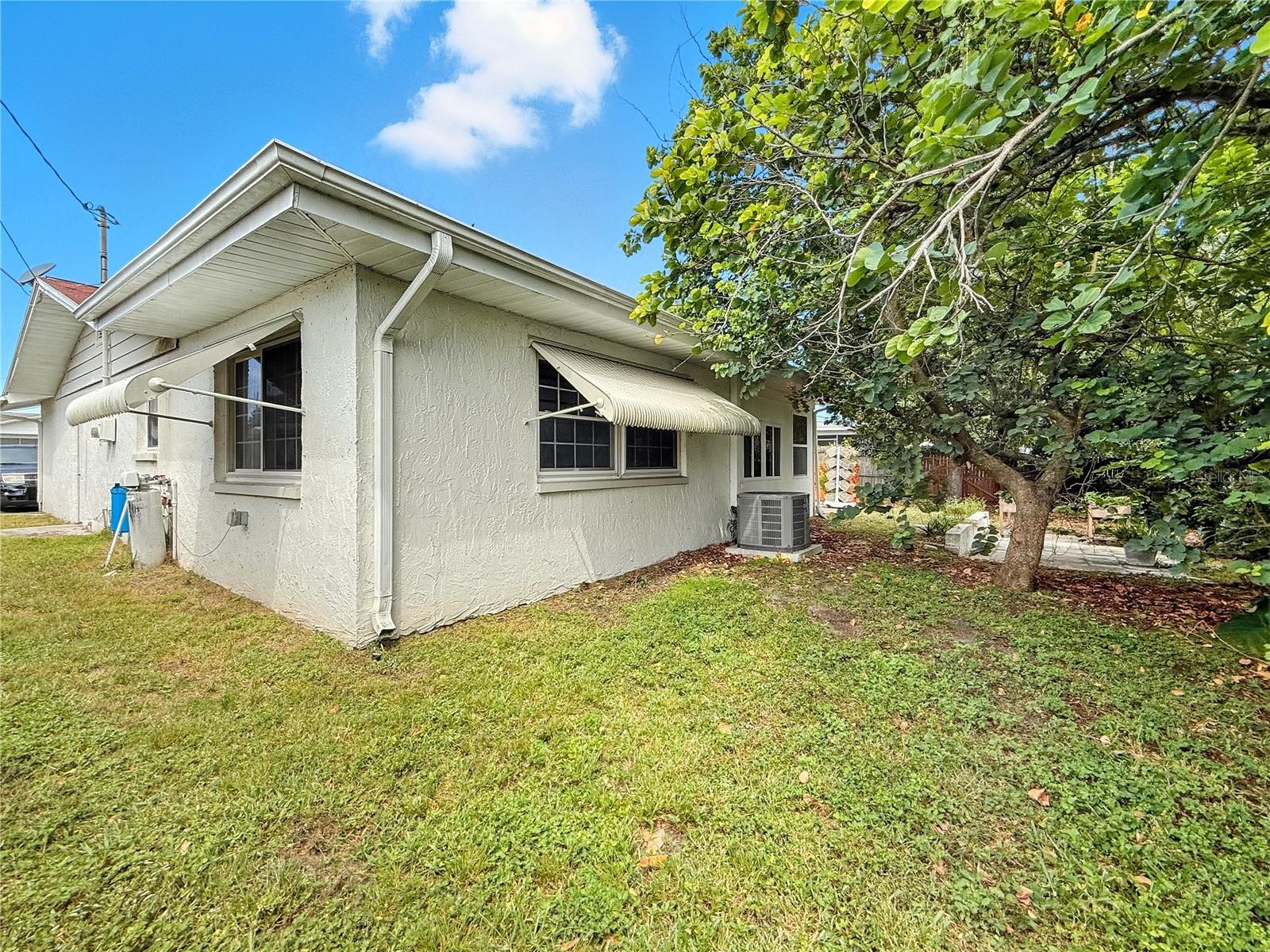 Image 6 of 7 For 4614 Croton Drive