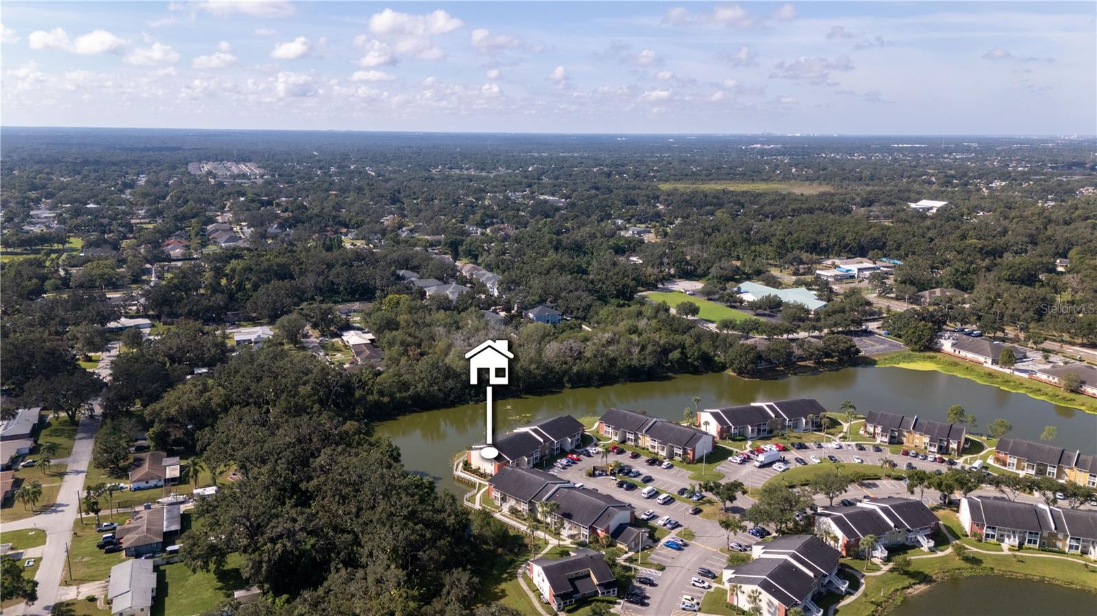Image 19 of 33 For 806 Lake Haven Square 208