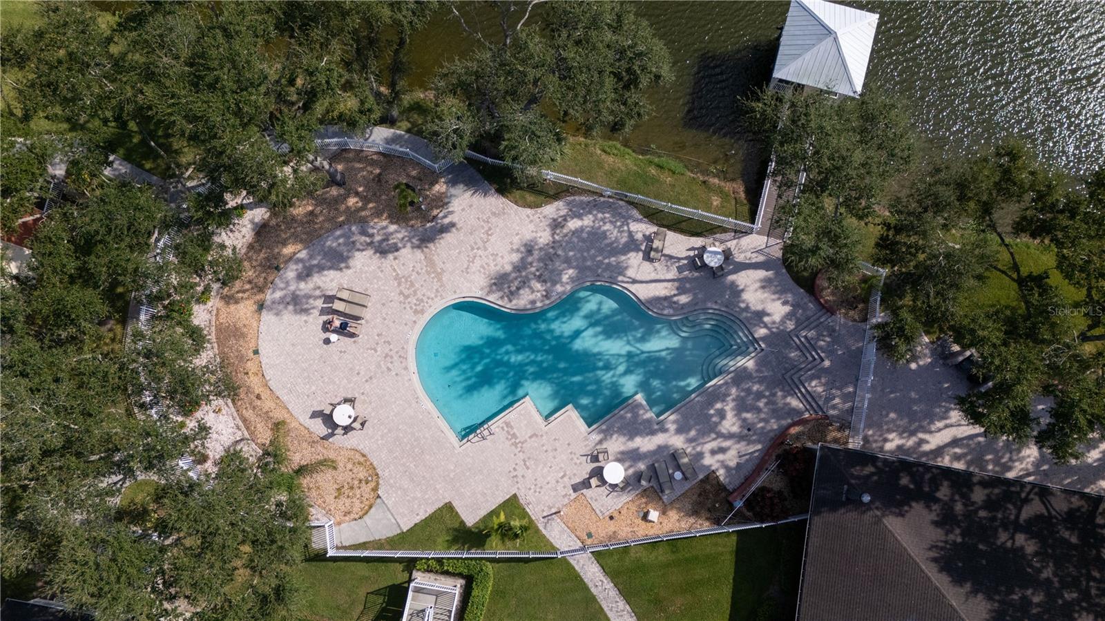 Image 23 of 33 For 806 Lake Haven Square 208