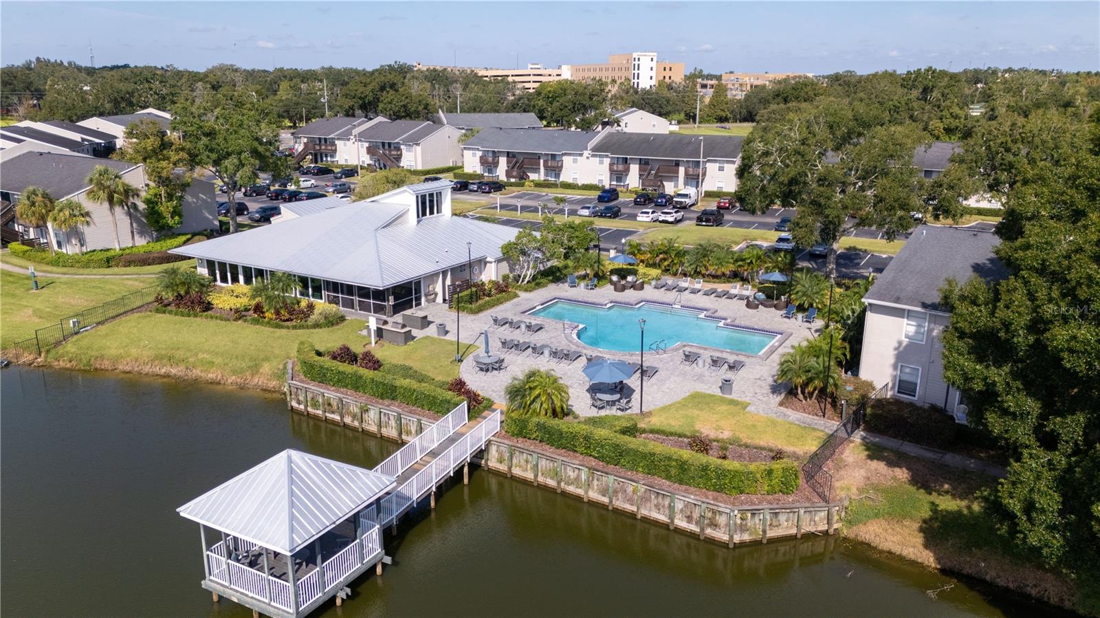 Image 26 of 33 For 806 Lake Haven Square 208