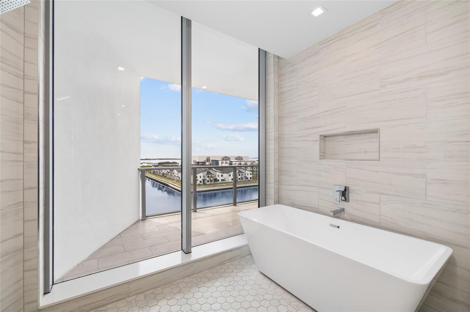 Image 39 of 88 For 5120 Marina Way 6603
