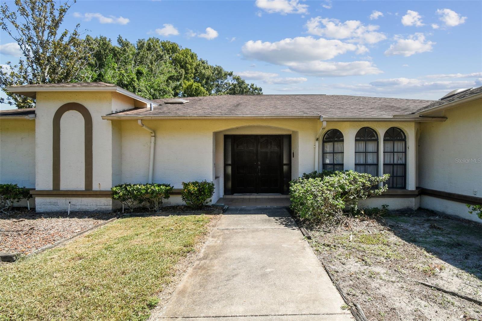 Image 3 of 65 For 13408 Whitby Road