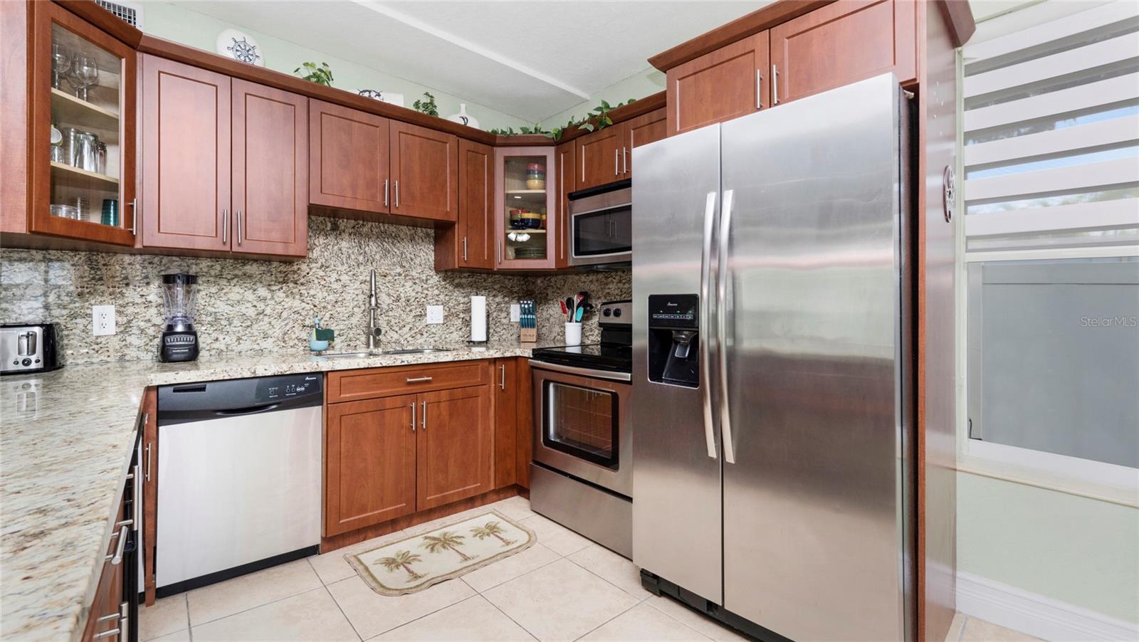 Image 37 of 68 For 132 Gardenia Street