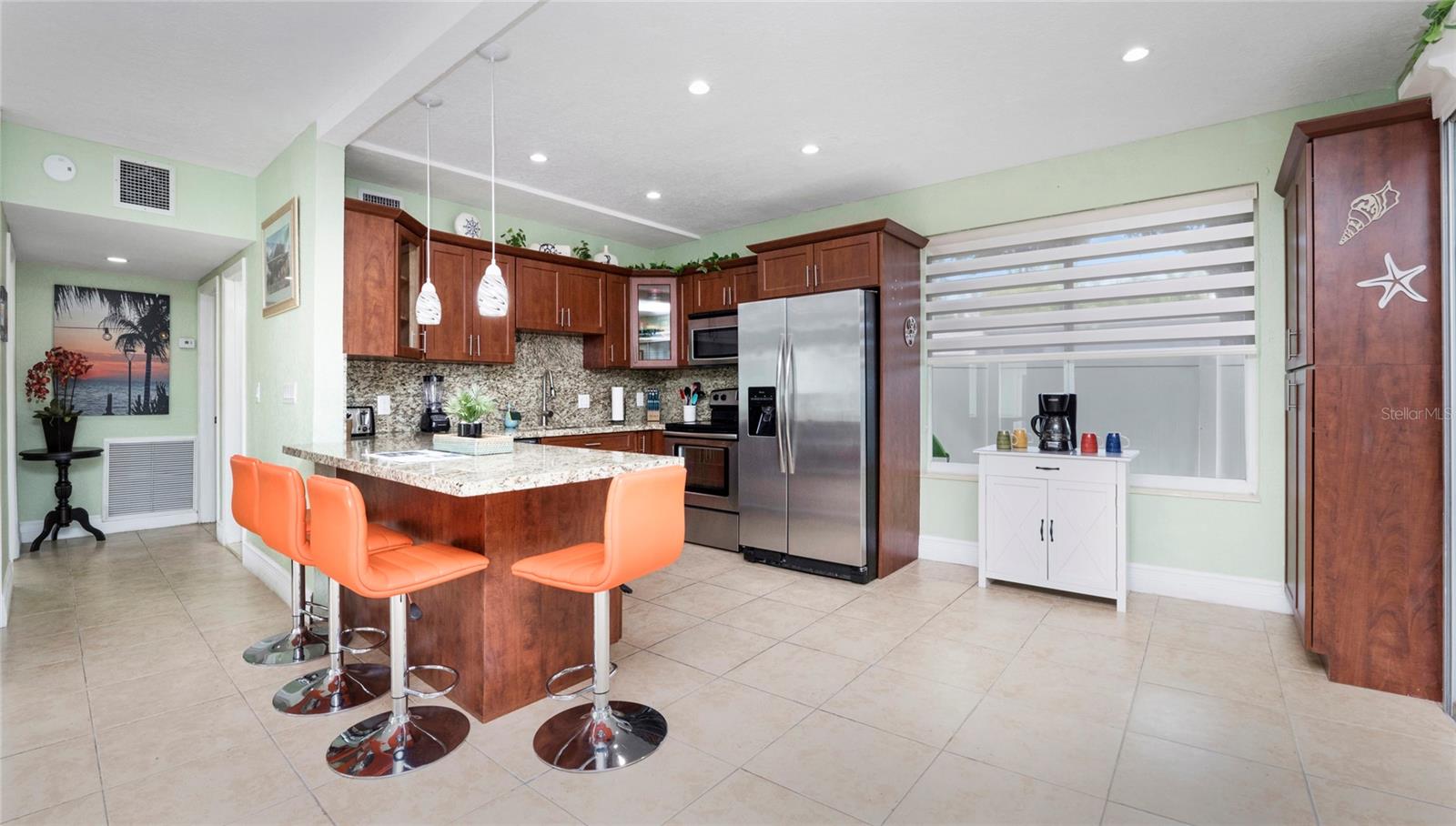 Image 40 of 68 For 132 Gardenia Street