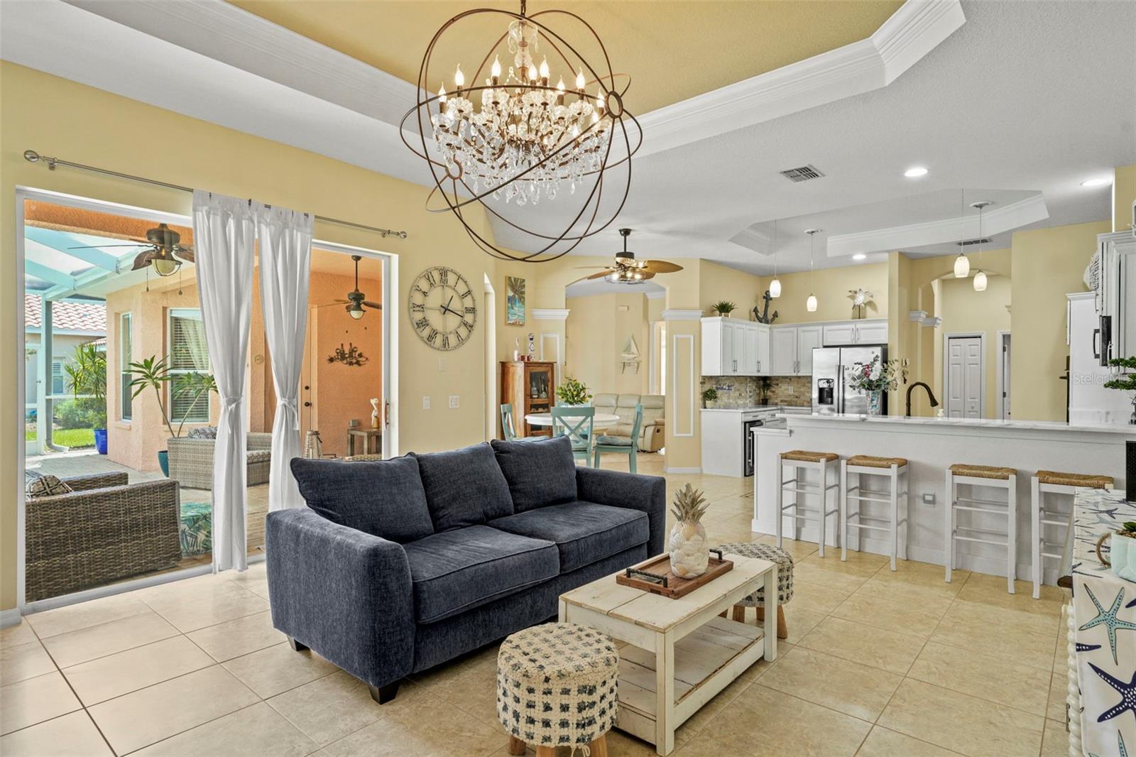 Image 17 of 100 For 12648 Lake Jovita Boulevard