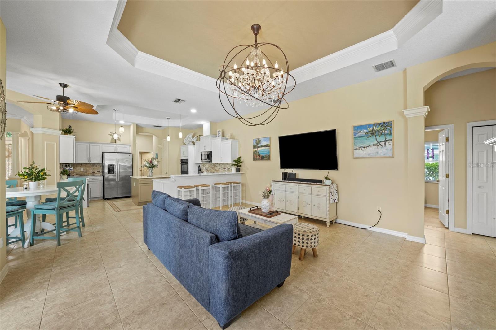 Image 18 of 100 For 12648 Lake Jovita Boulevard