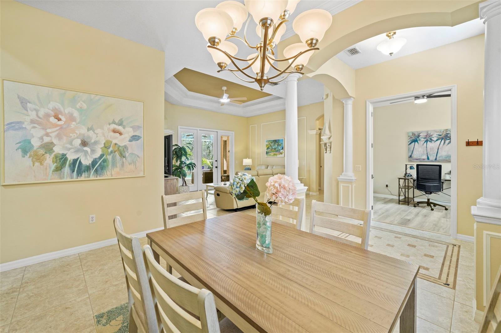 Image 25 of 100 For 12648 Lake Jovita Boulevard