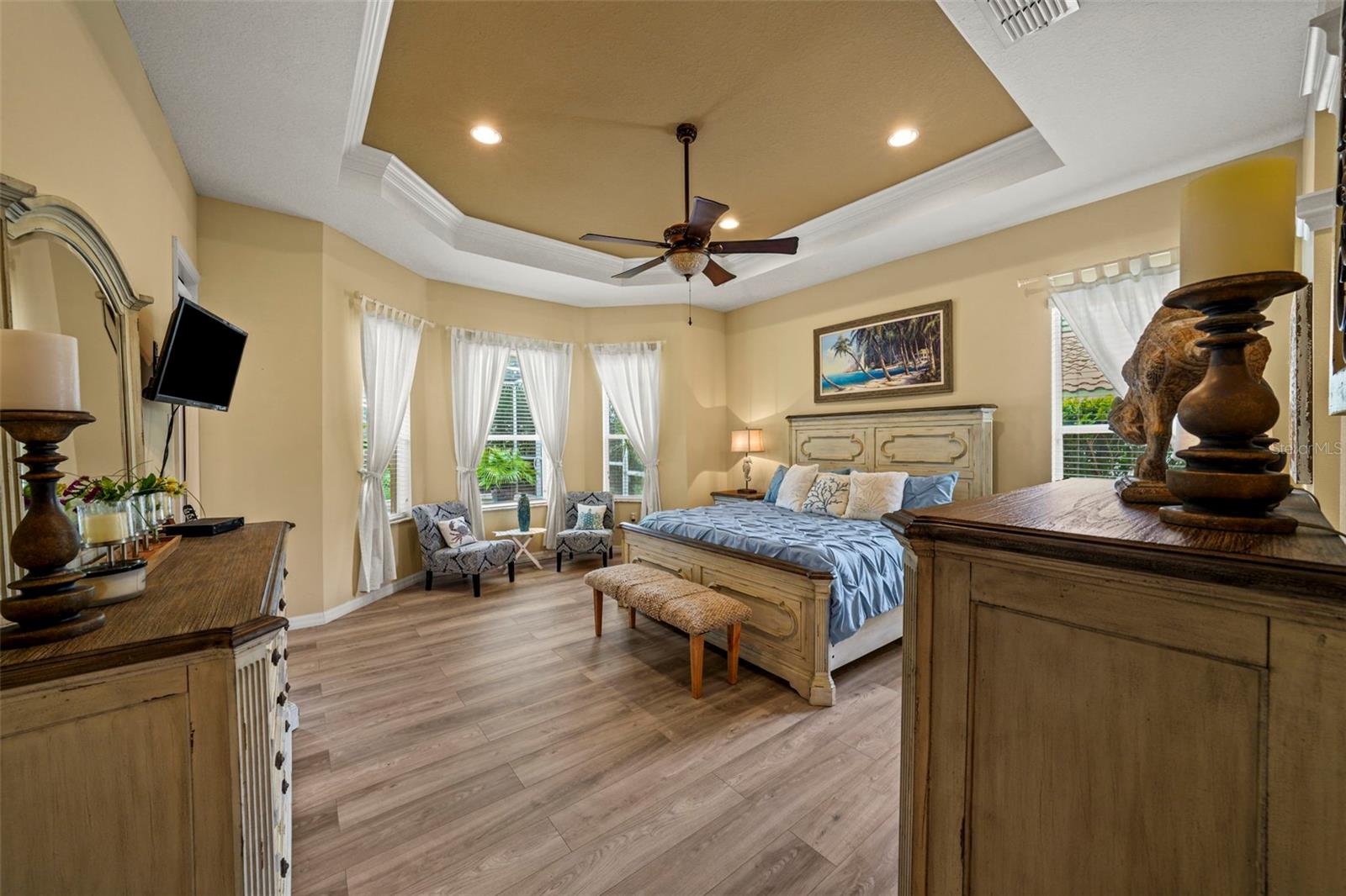 Image 30 of 100 For 12648 Lake Jovita Boulevard