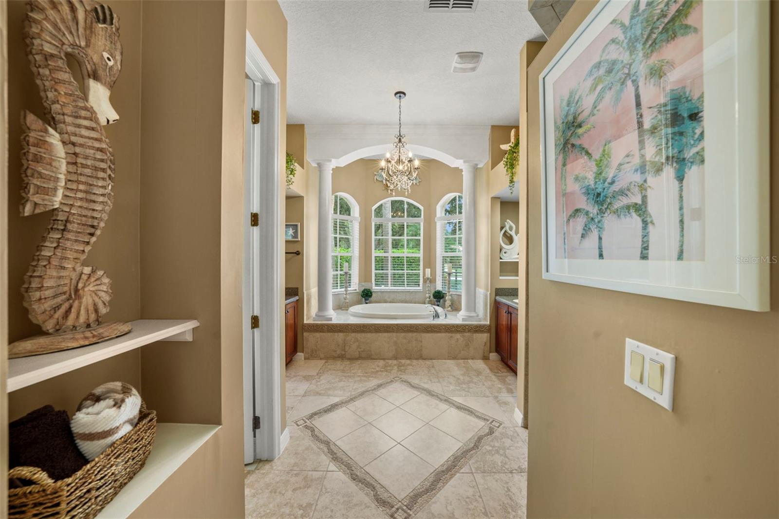 Image 36 of 100 For 12648 Lake Jovita Boulevard