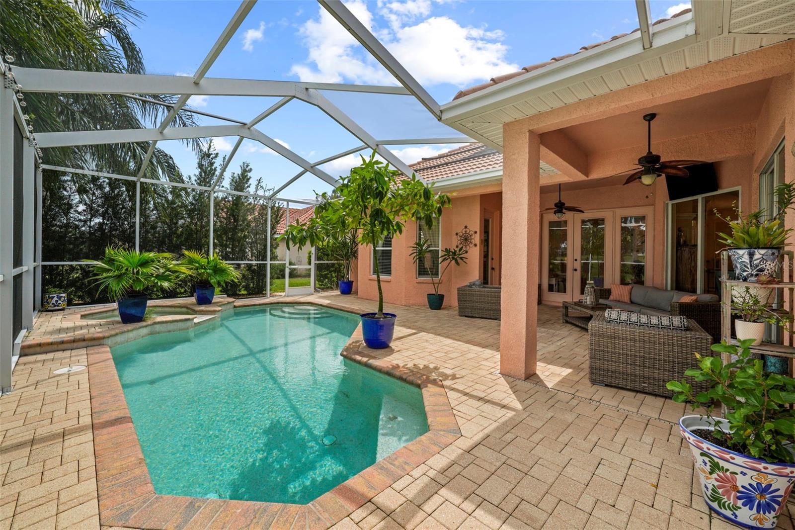 Image 50 of 100 For 12648 Lake Jovita Boulevard
