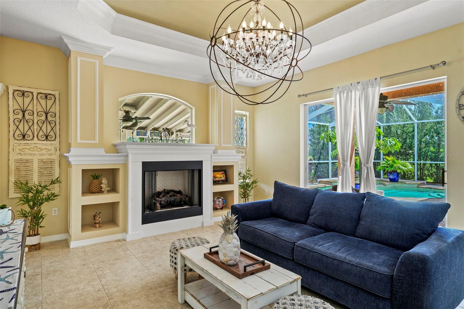 Image 6 of 100 For 12648 Lake Jovita Boulevard