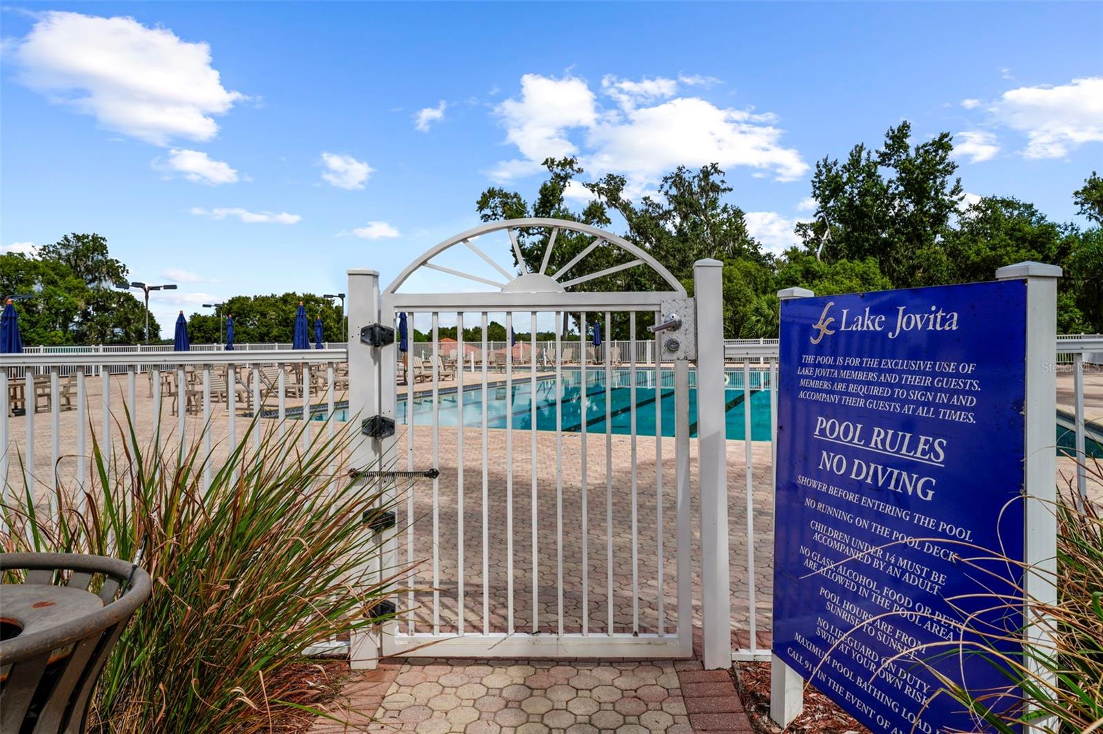 Image 74 of 100 For 12648 Lake Jovita Boulevard