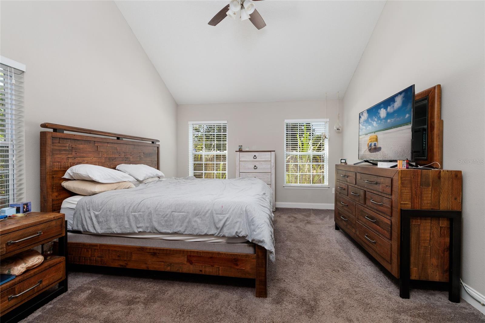 Image 14 of 33 For 4320 8th Avenue N