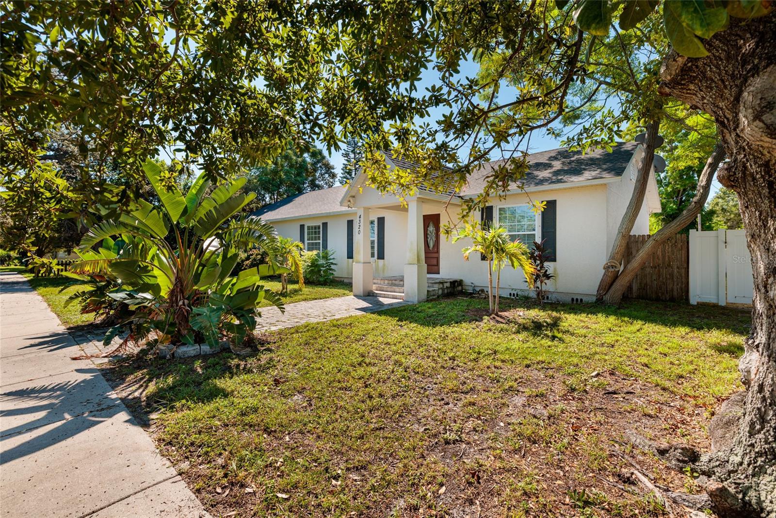 Image 3 of 33 For 4320 8th Avenue N