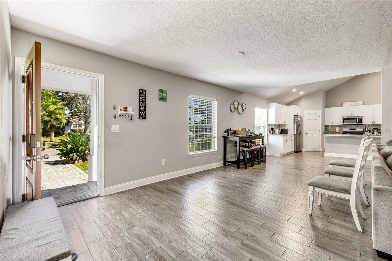 Image 5 of 33 For 4320 8th Avenue N