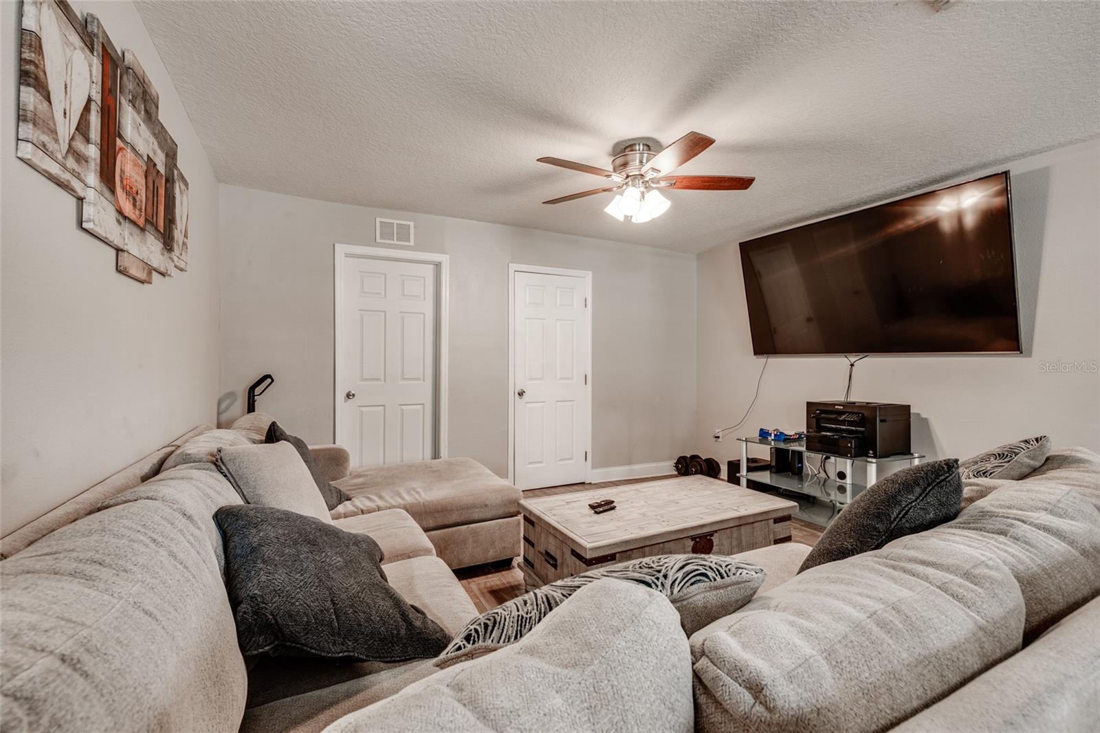 Image 7 of 33 For 4320 8th Avenue N