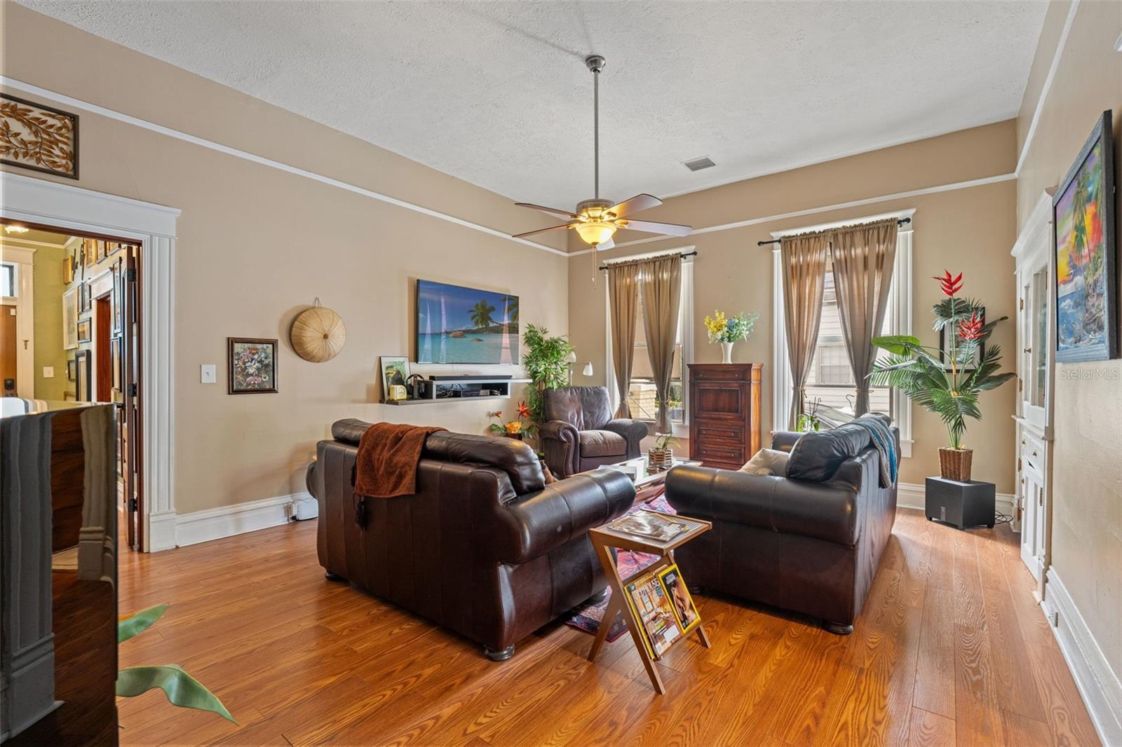 Image 12 of 75 For 1010 Columbus Drive
