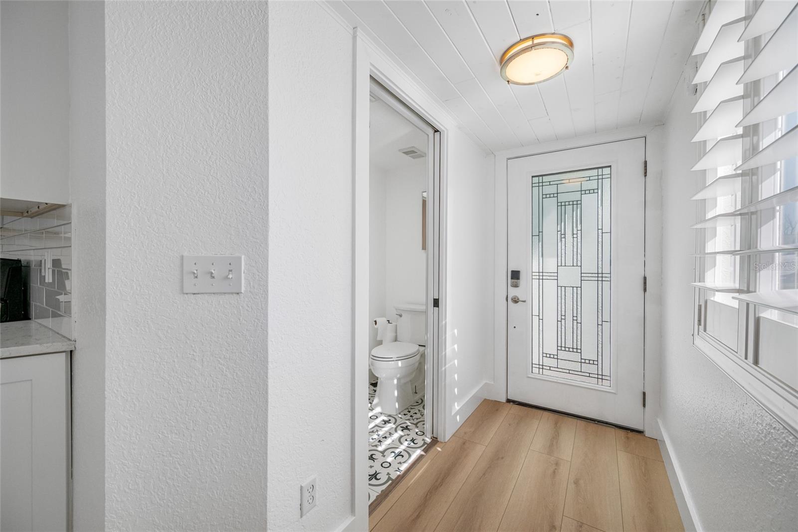 Image 10 of 88 For 9410 Tara Cay Court 15