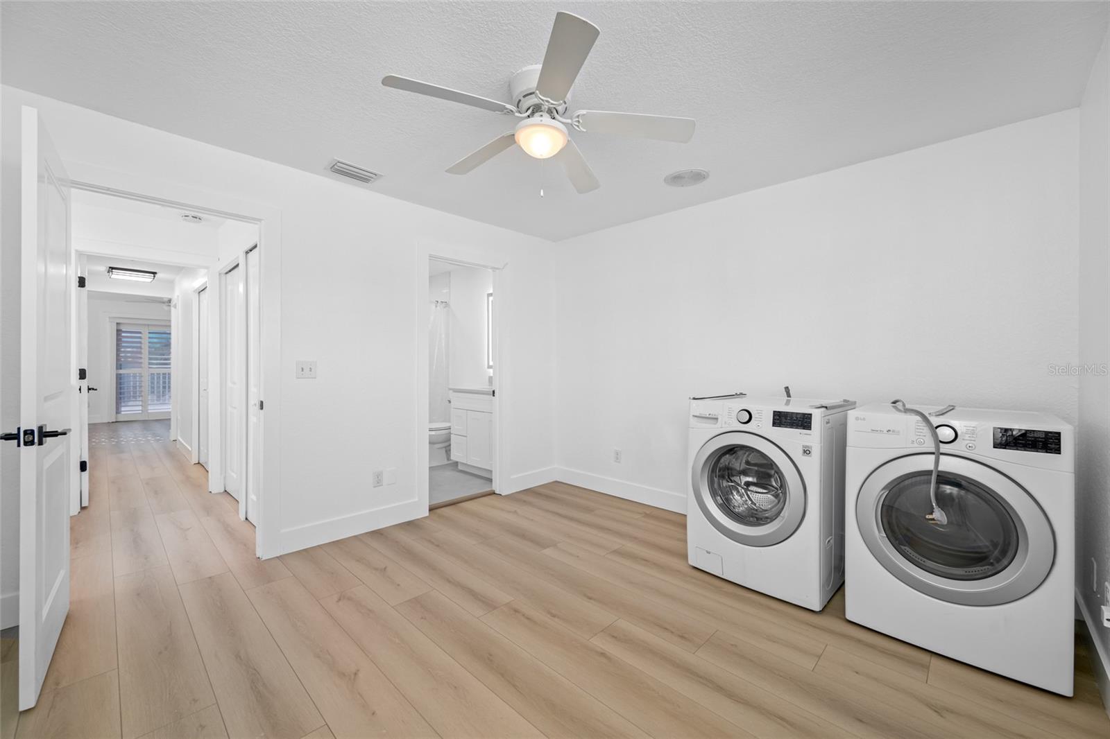 Image 13 of 88 For 9410 Tara Cay Court 15