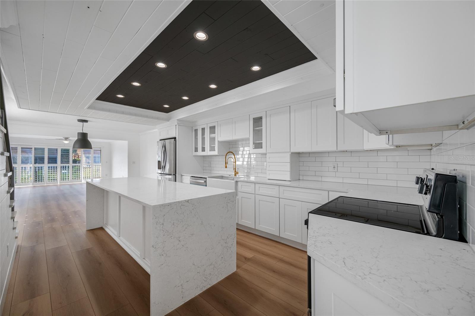 Image 14 of 88 For 9410 Tara Cay Court 15