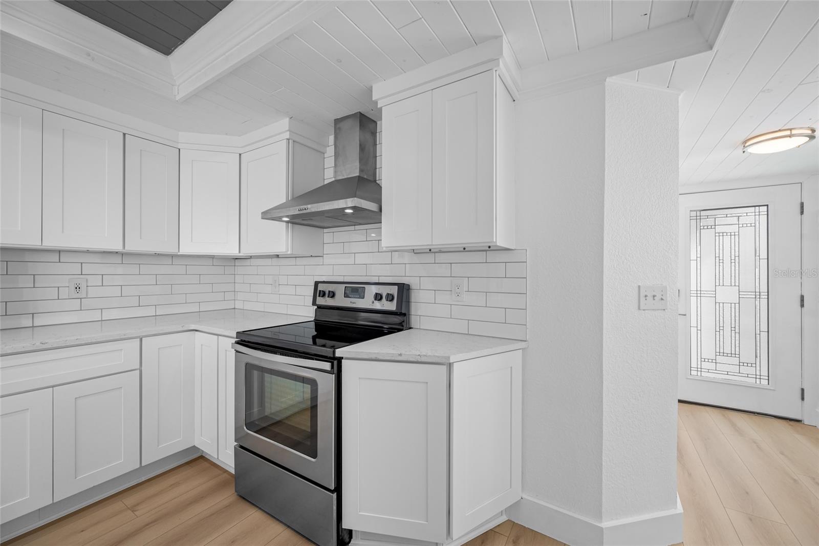 Image 15 of 88 For 9410 Tara Cay Court 15