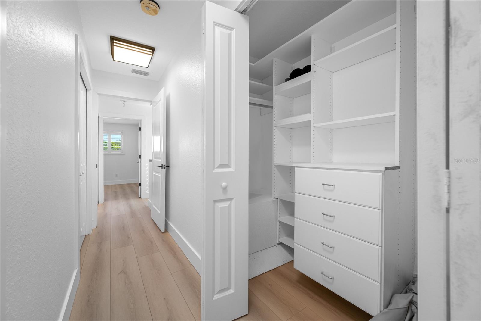 Image 36 of 88 For 9410 Tara Cay Court 15