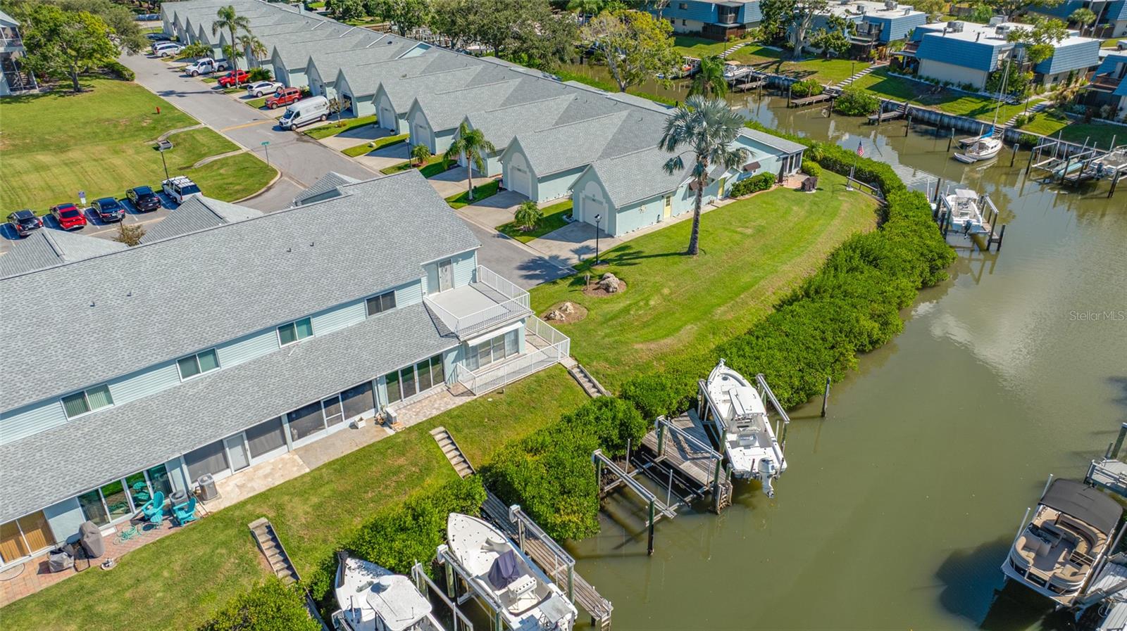 Image 75 of 88 For 9410 Tara Cay Court 15