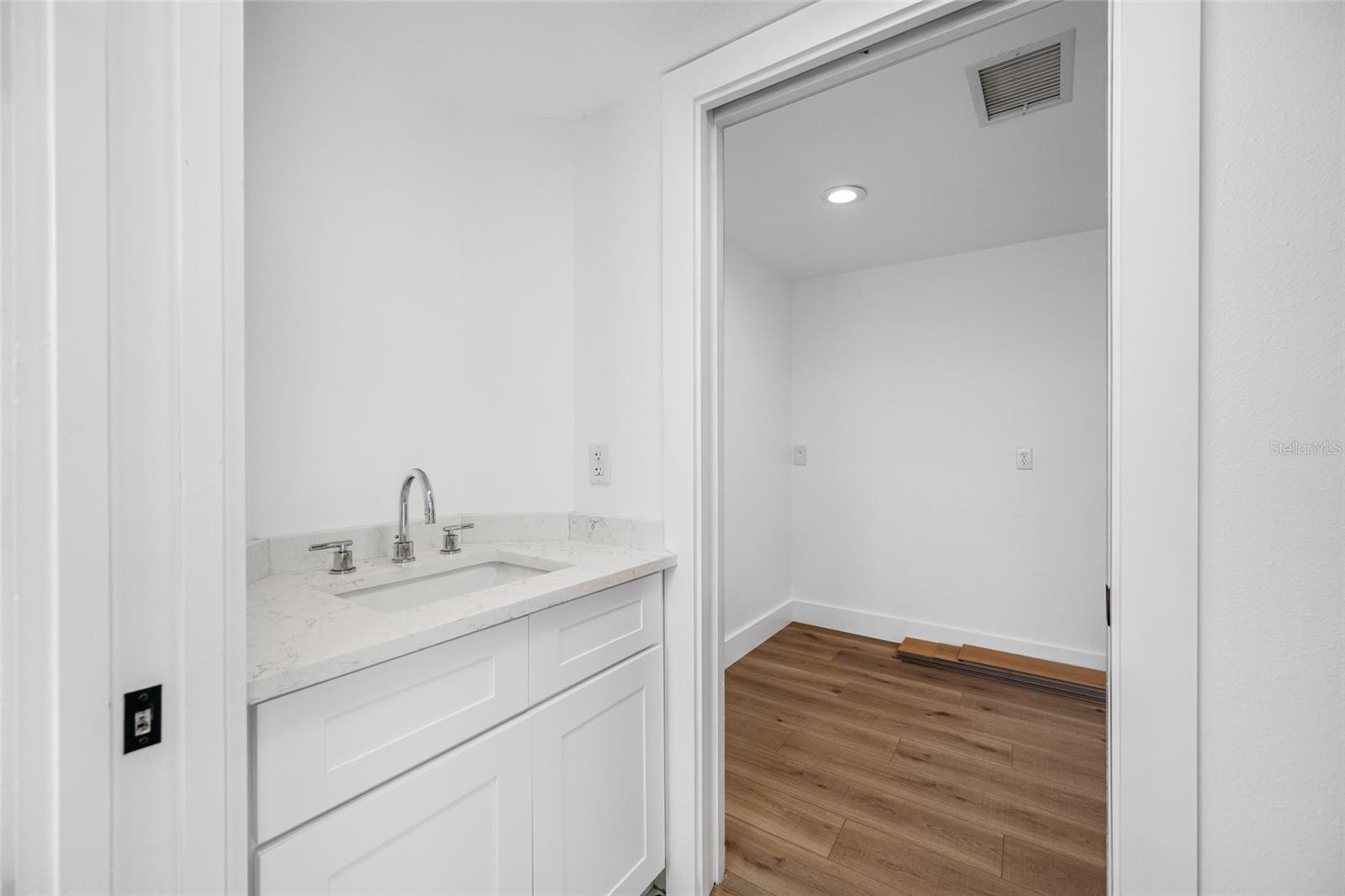 Image 9 of 88 For 9410 Tara Cay Court 15