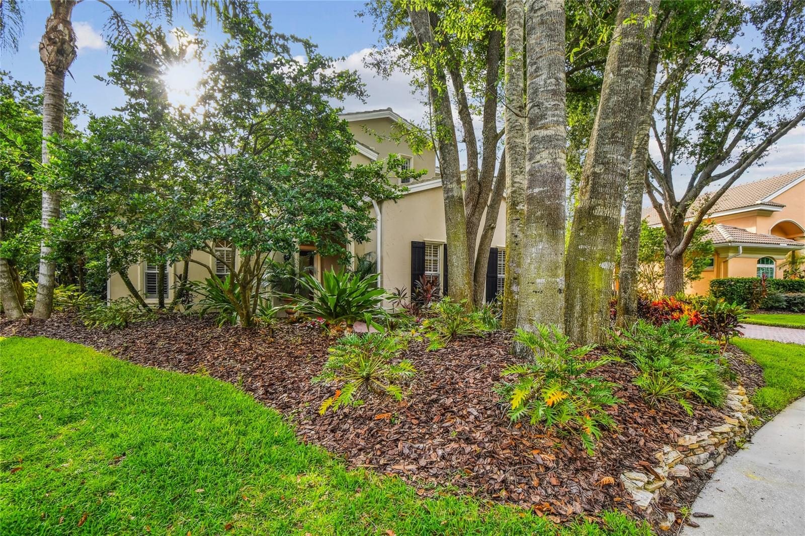 Image 3 of 100 For 1925 Floresta View Drive