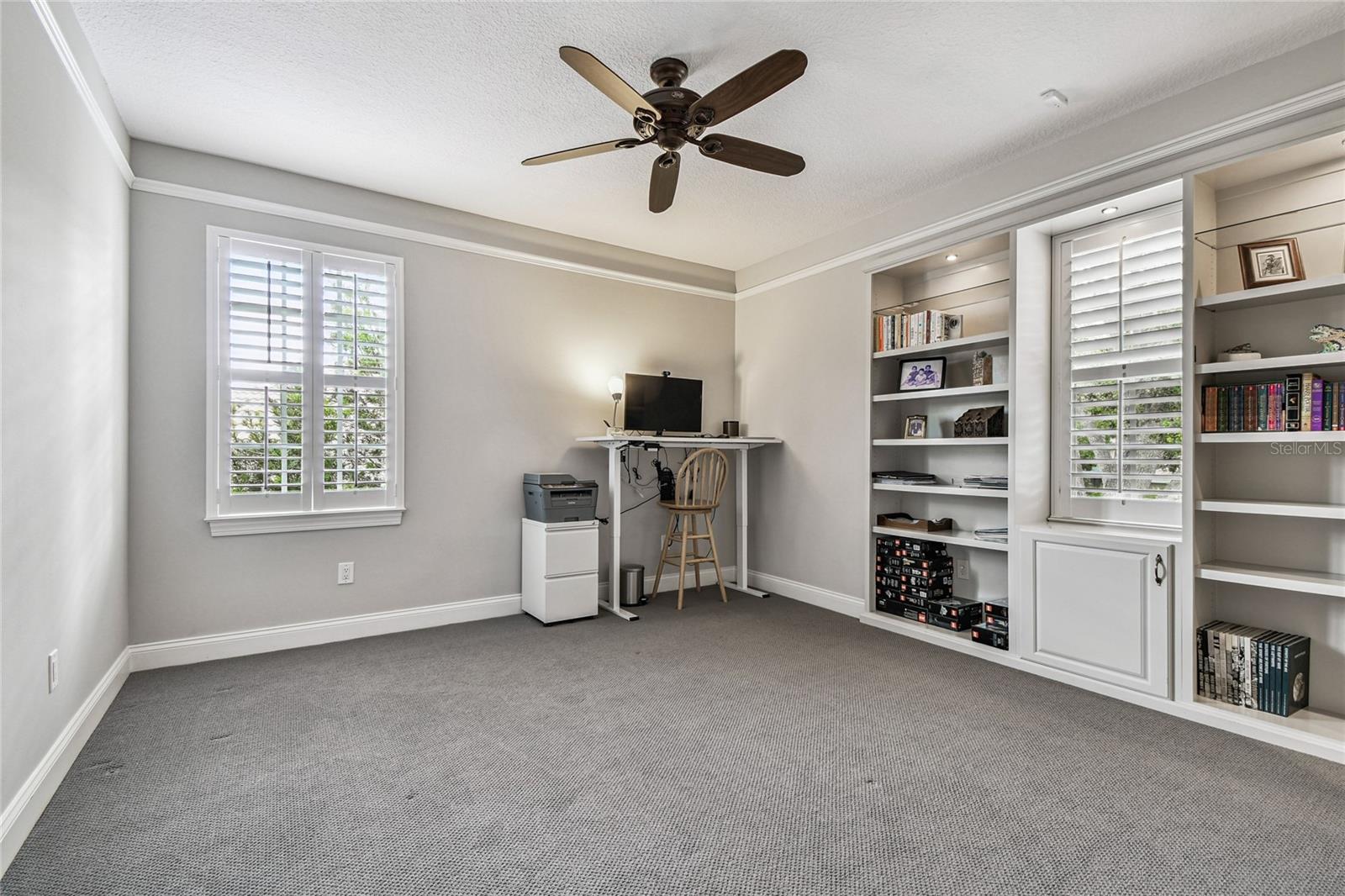 Image 61 of 100 For 1925 Floresta View Drive