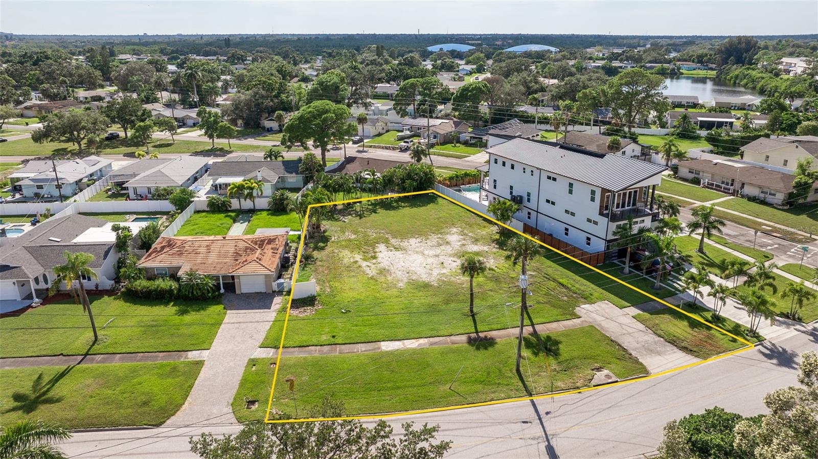 Image 11 of 12 For 6046 Bayou Grande Boulevard Ne