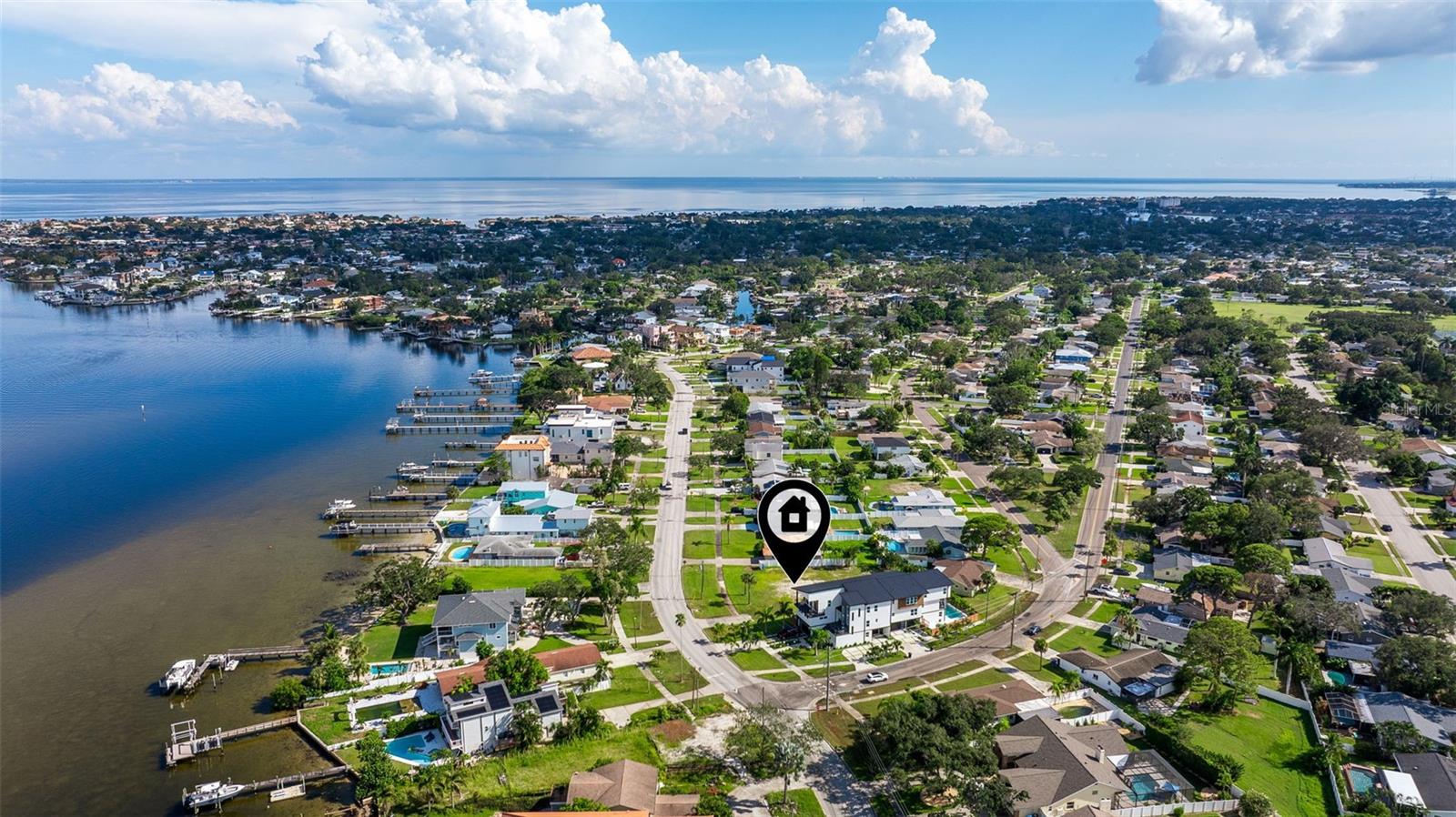 Image 9 of 12 For 6046 Bayou Grande Boulevard Ne