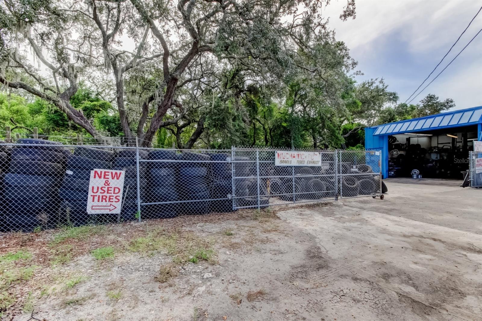 Image 8 of 53 For 1941 Pinellas Avenue