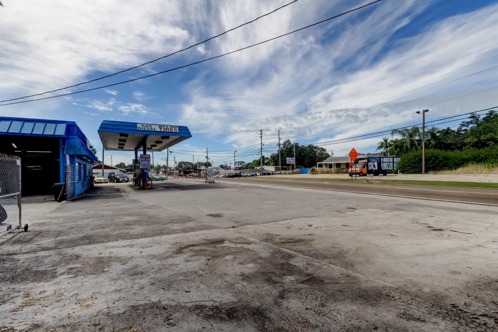 Image 9 of 53 For 1941 Pinellas Avenue