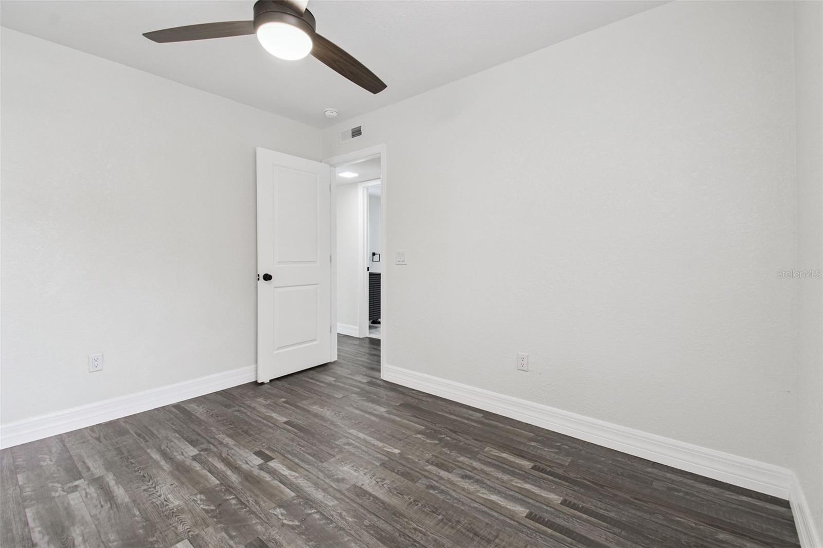 Image 32 of 97 For 4036 Cortez Drive A