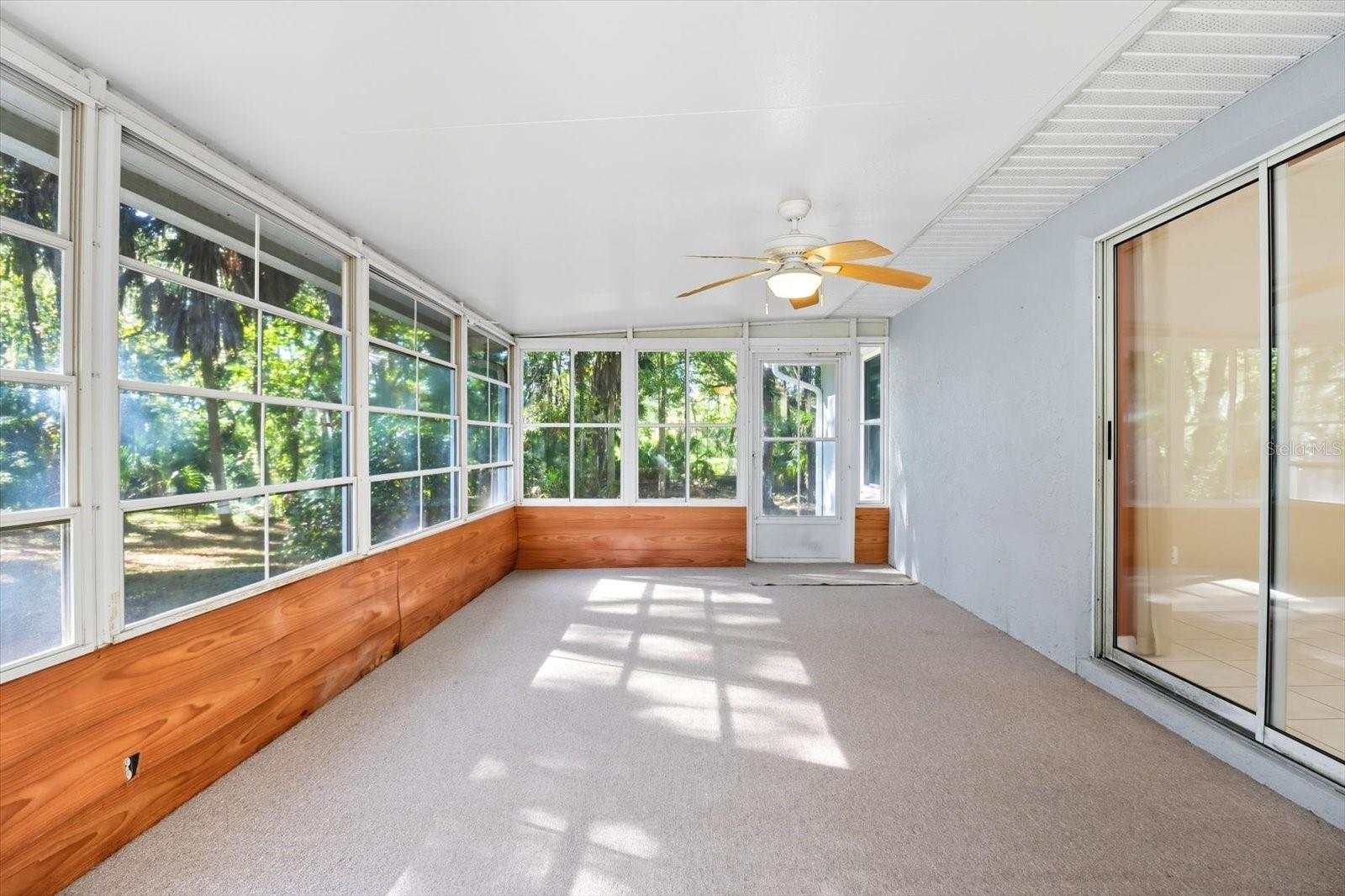 Image 12 of 30 For 3900 Bay Avenue 572