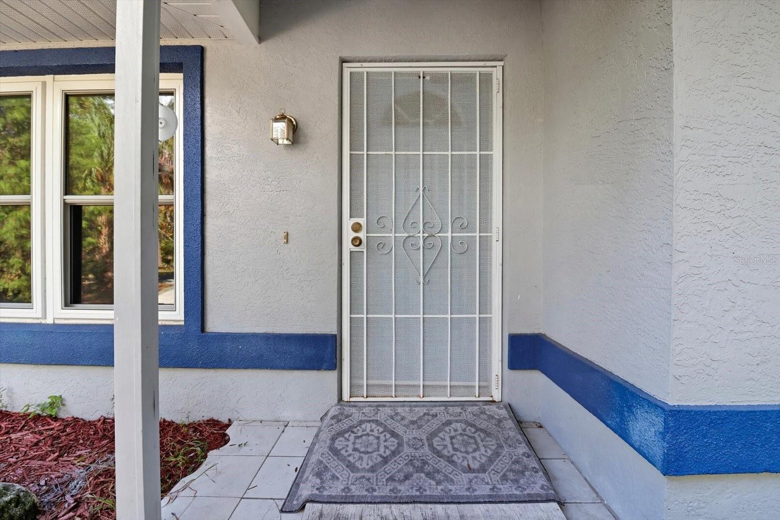 Image 2 of 30 For 3900 Bay Avenue 572