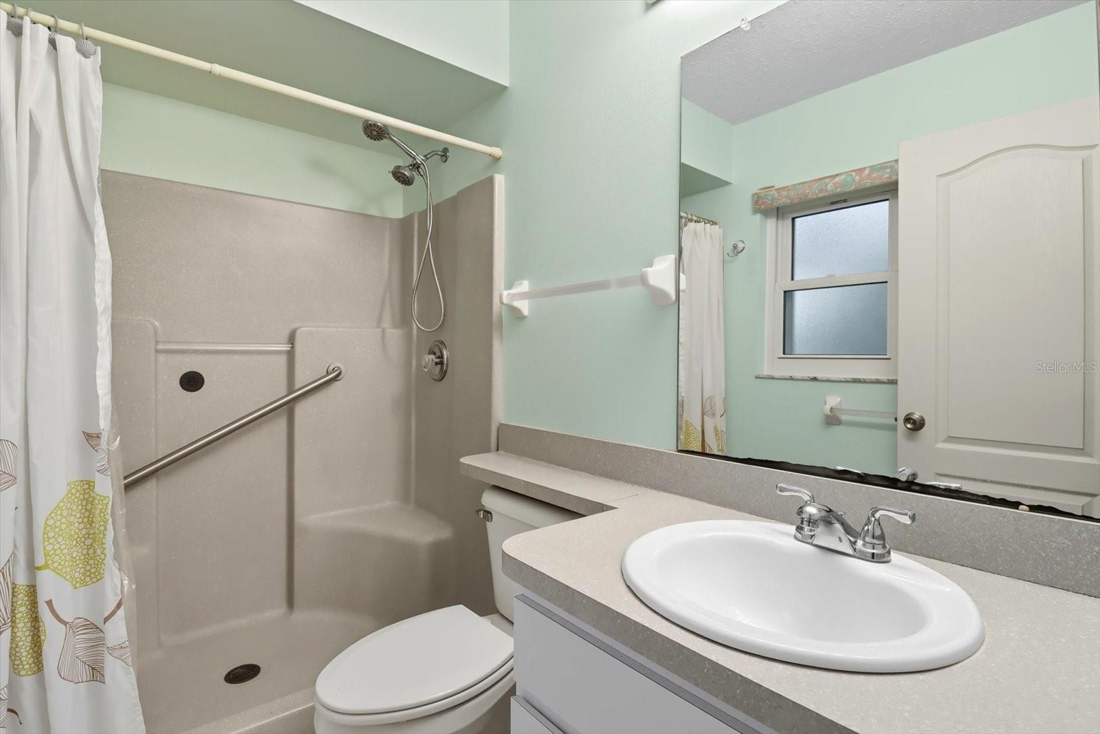 Image 7 of 30 For 3900 Bay Avenue 572